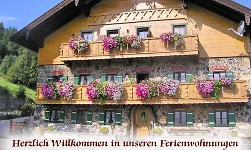 Bernerhof Ferienwohnungen Schmuck